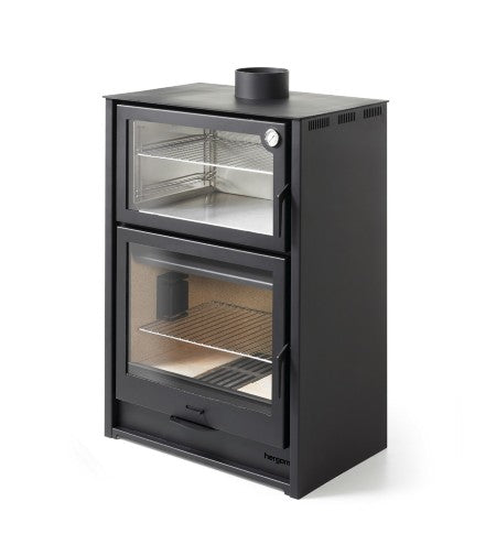 Castworks Hergóm Laredo wood fireplace with built-in cooker, showcasing a traditional cast iron design and cooking surface.